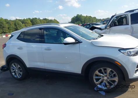 2022 Buick Encore Gx Fwd Essence z USA, uszkodzony, nr VIN KL4MMFSL0NB088103